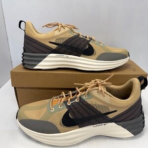 Nike Lunar Roam Sesame Men’s Sneakers Size 9.5 DV2440-201